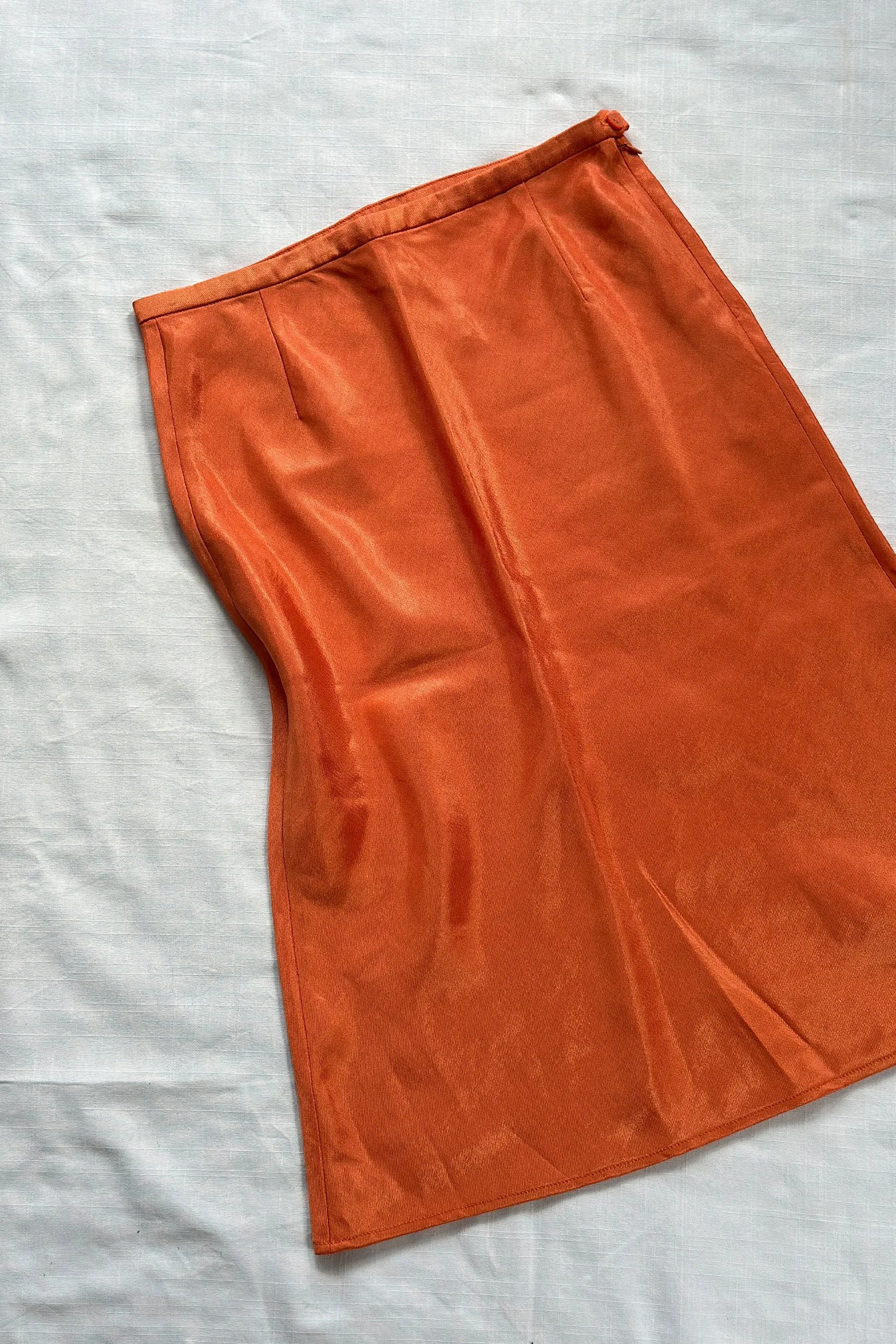 BAUM UND PFERDGARTEN SANNE SATIN MIDI SKIRT