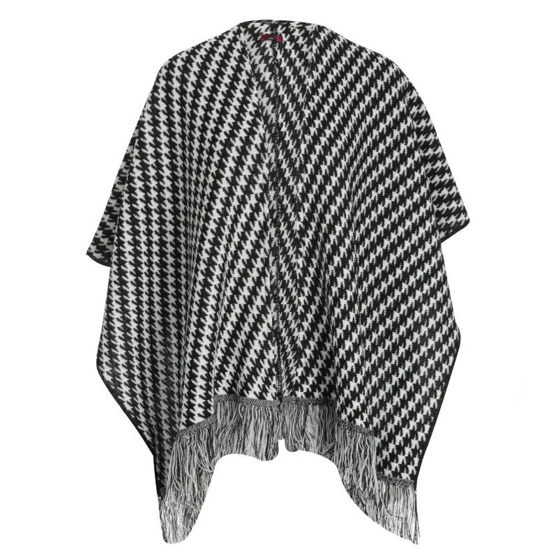 Beau Monochrome Houndstooth Knitted Fringed Wrap