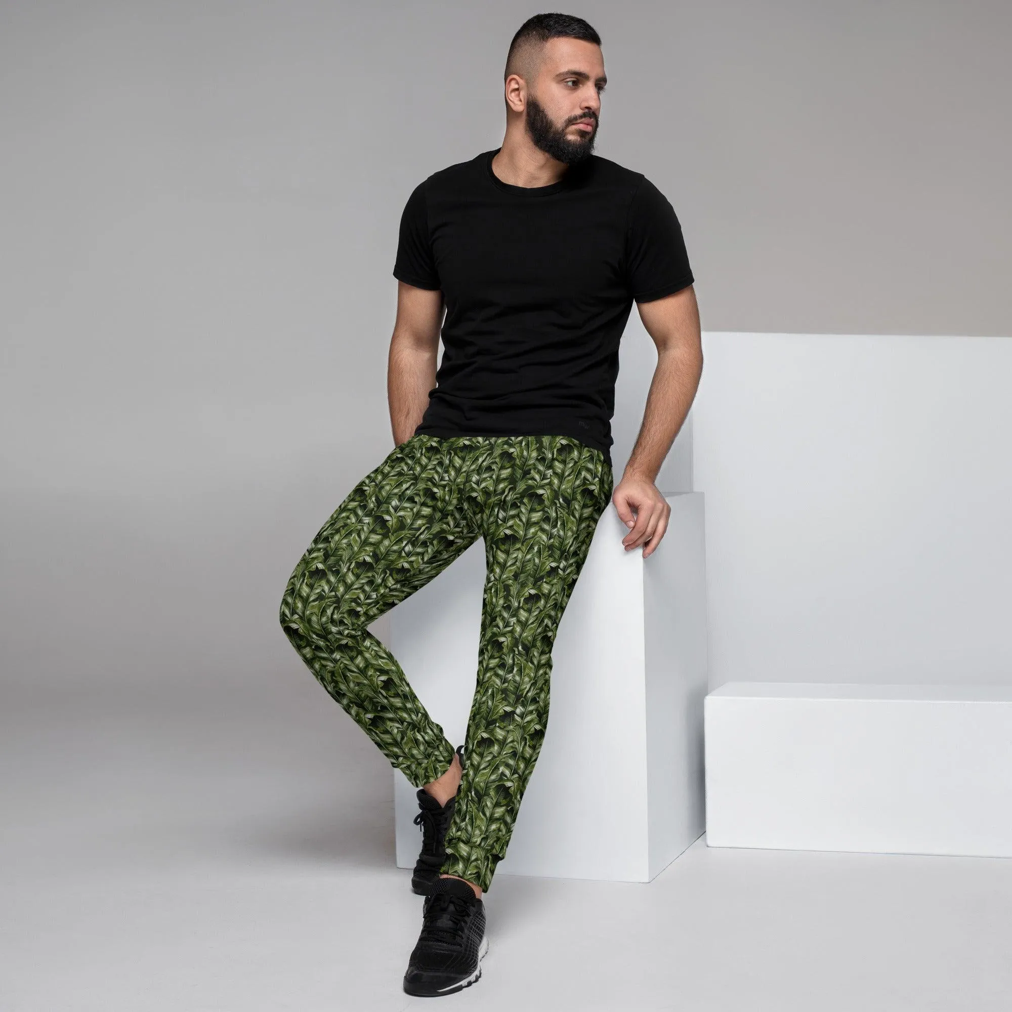 Lost in Leaves Men's Street Joggers