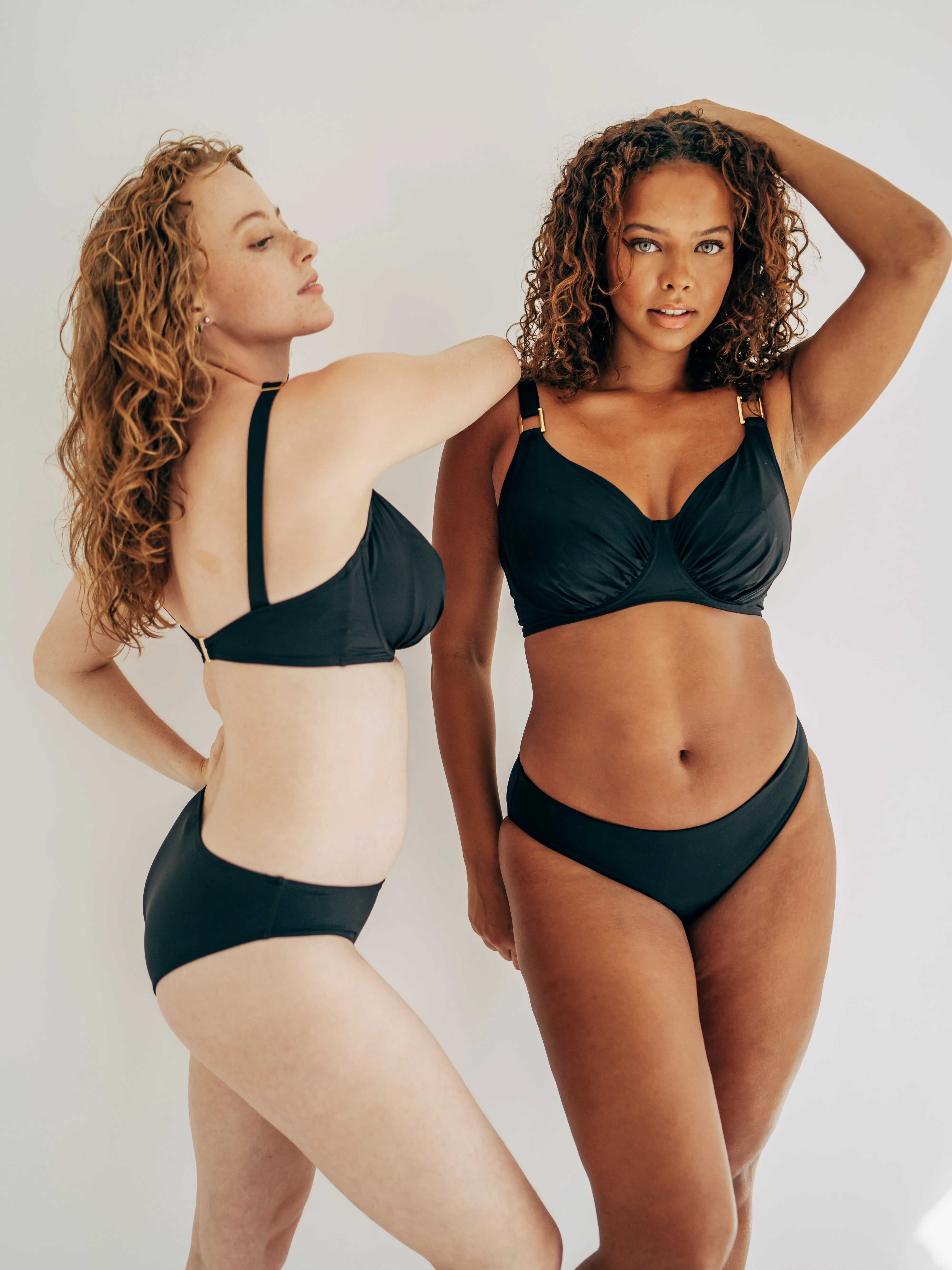 SECRET SUPPORT DD  Full Cup Bikini Top Black