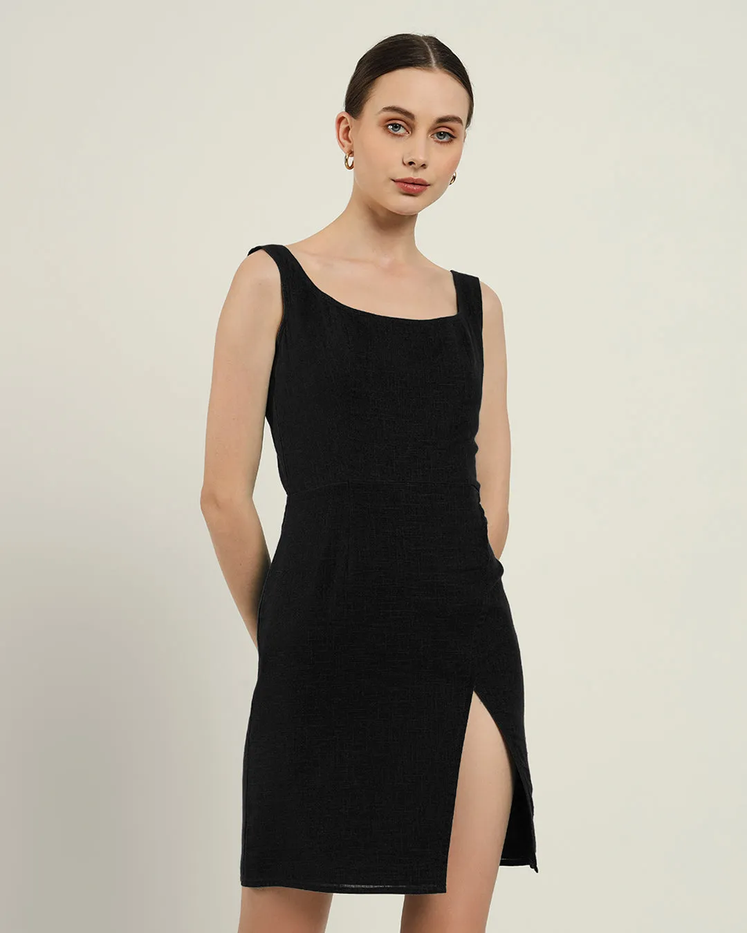 The Cannes Daisy Noir Linen Dress